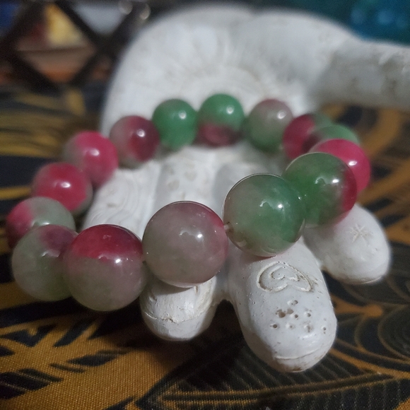 NWOT Watermelon Tourmaline elastic bracelet - Picture 2 of 3